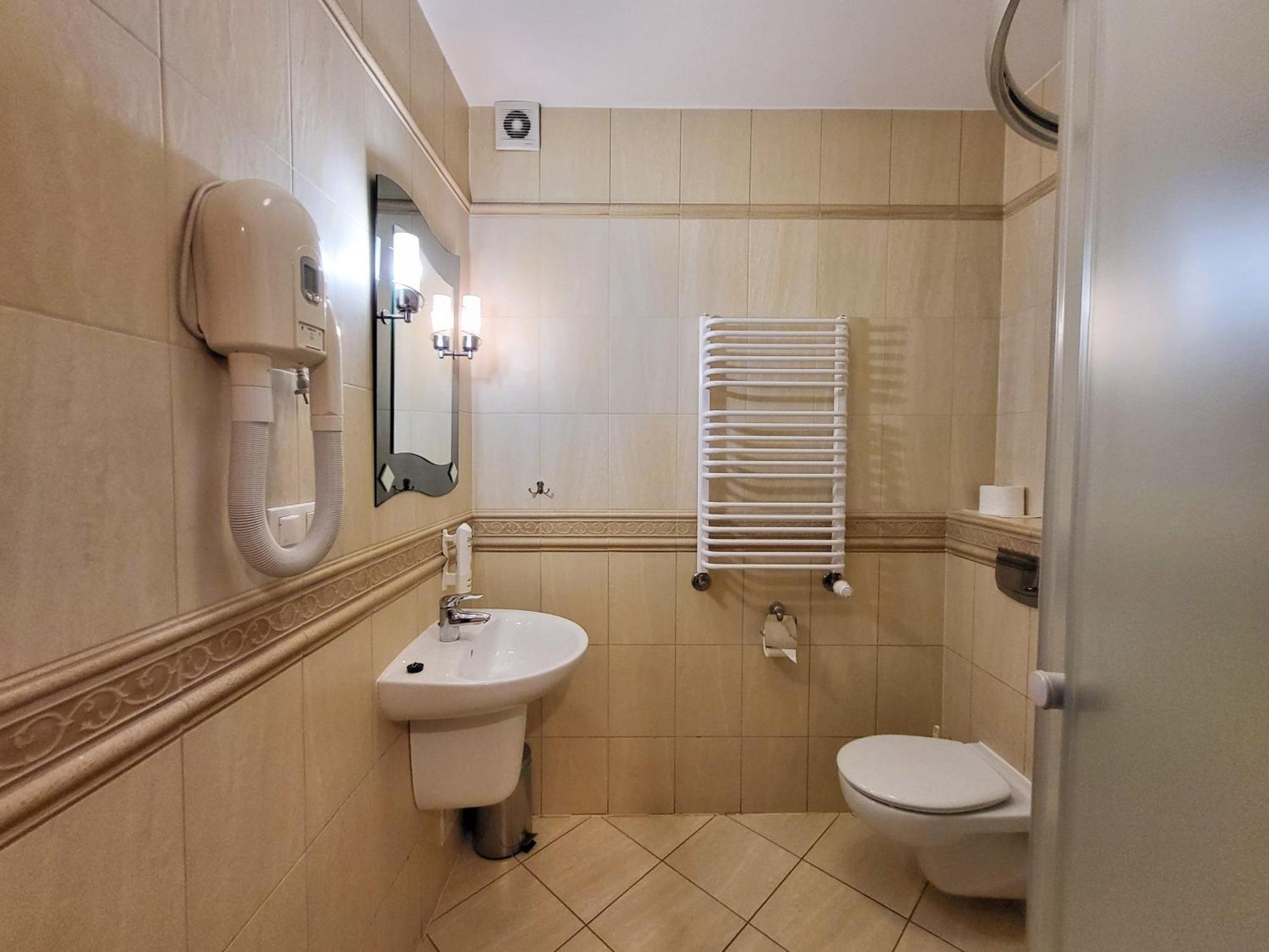 Hotel Hesperus Miedzyrzec Podlaski Luaran gambar