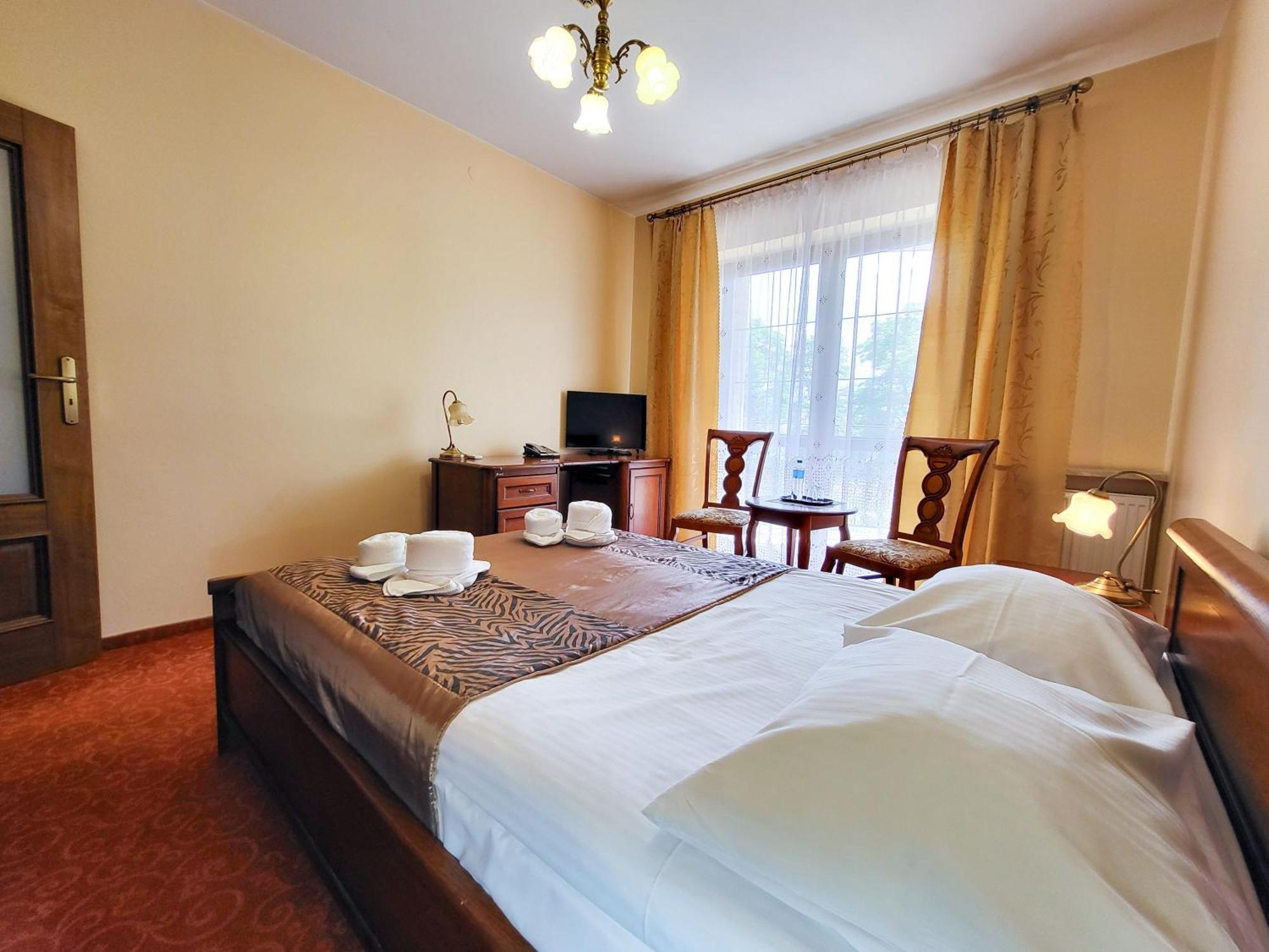 Hotel Hesperus Miedzyrzec Podlaski Luaran gambar