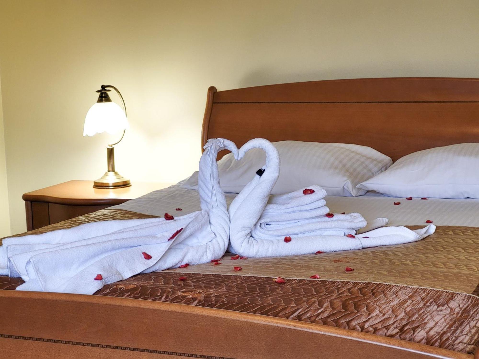 Hotel Hesperus Miedzyrzec Podlaski Luaran gambar