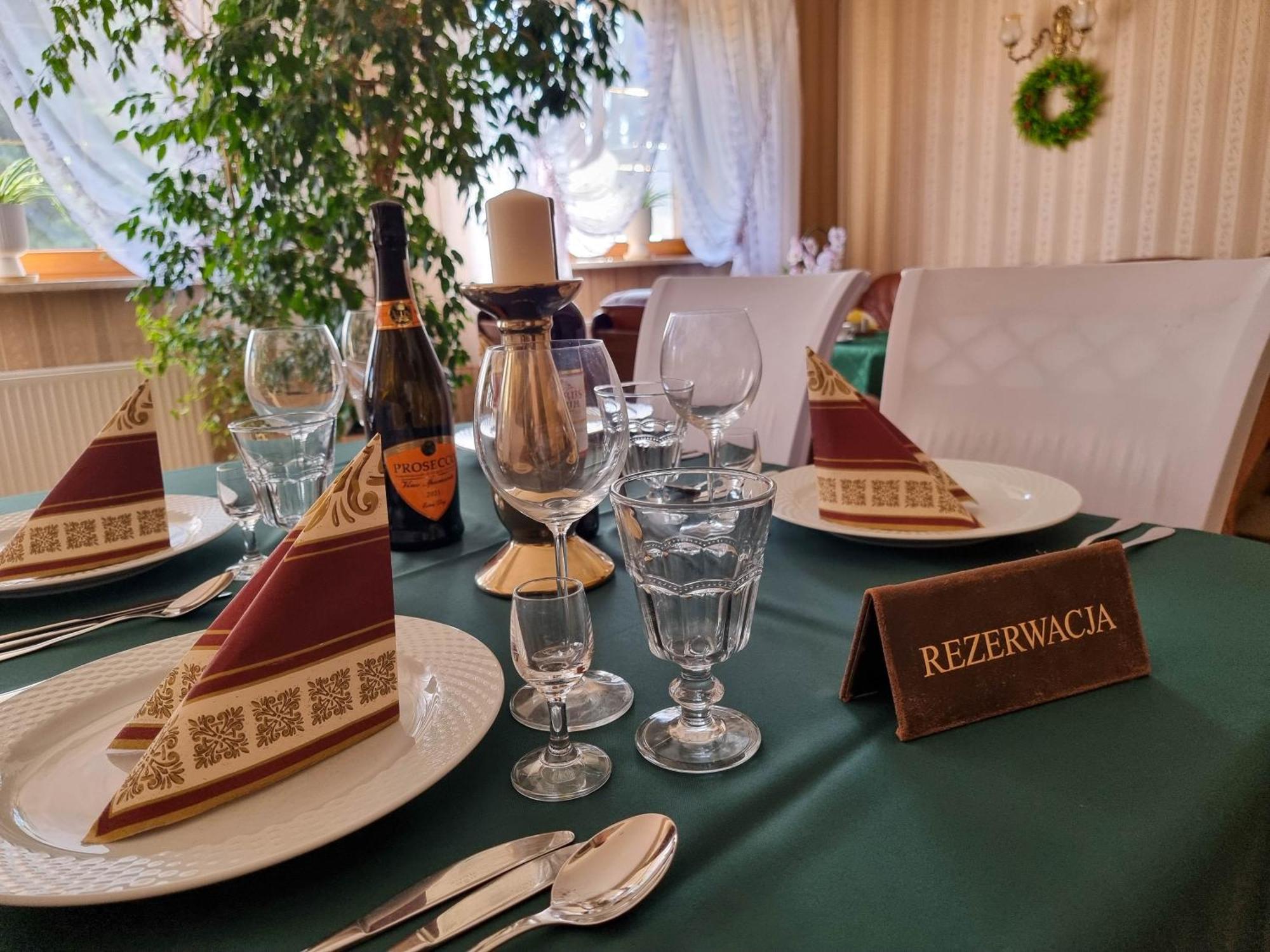 Hotel Hesperus Miedzyrzec Podlaski Luaran gambar